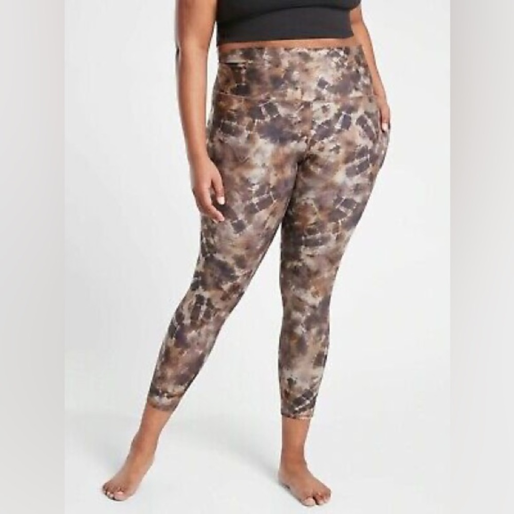 Athleta Salutation Stash Pocket II 7/8 Tight Calypso Brown